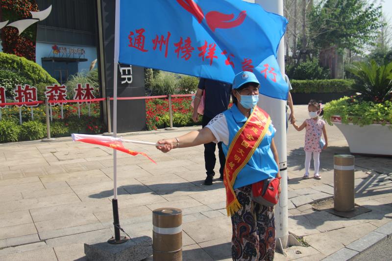 <strong>男人操孕妇逼黄色顶级视频</strong>